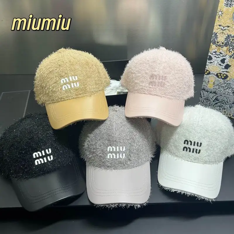 Miumiu Cap dx104